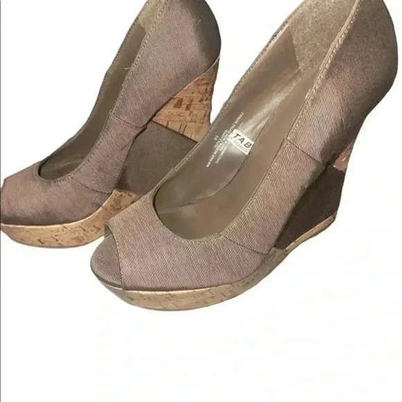 MOSSIMO WEDGES❤️. These are awesome ! - Picture 1 of 6